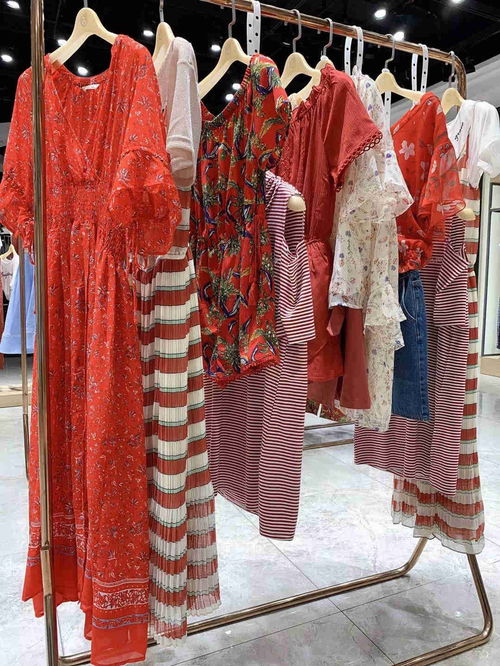 大碼品牌折扣女裝品牌女裝排行榜秋冬女裝打底衫批發(fā)